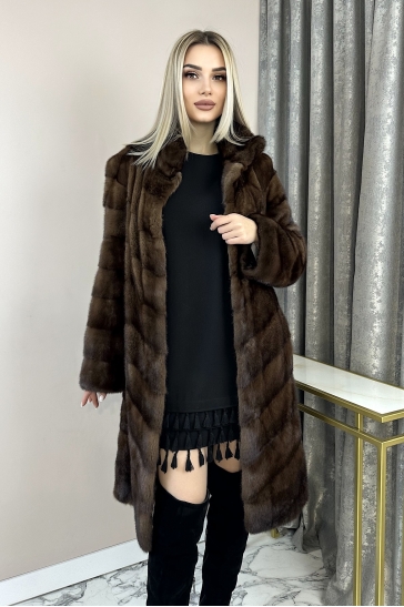 Шуба из норки с воротником