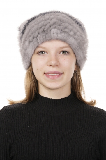 Меховая шапка женская из норки